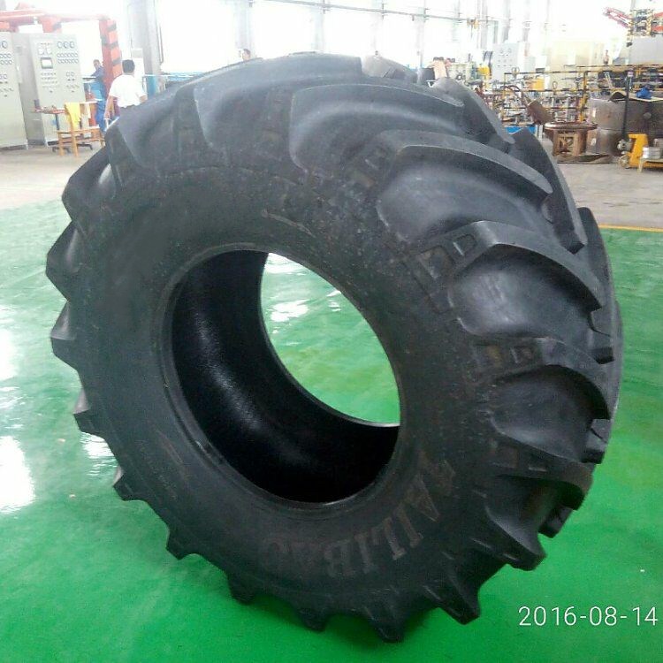 喀什各種型號農(nóng)用開溝機(jī)輪胎460/85R42人字紋輪胎批發(fā)正品現(xiàn)貨加厚耐磨王輪胎廠家批發(fā)