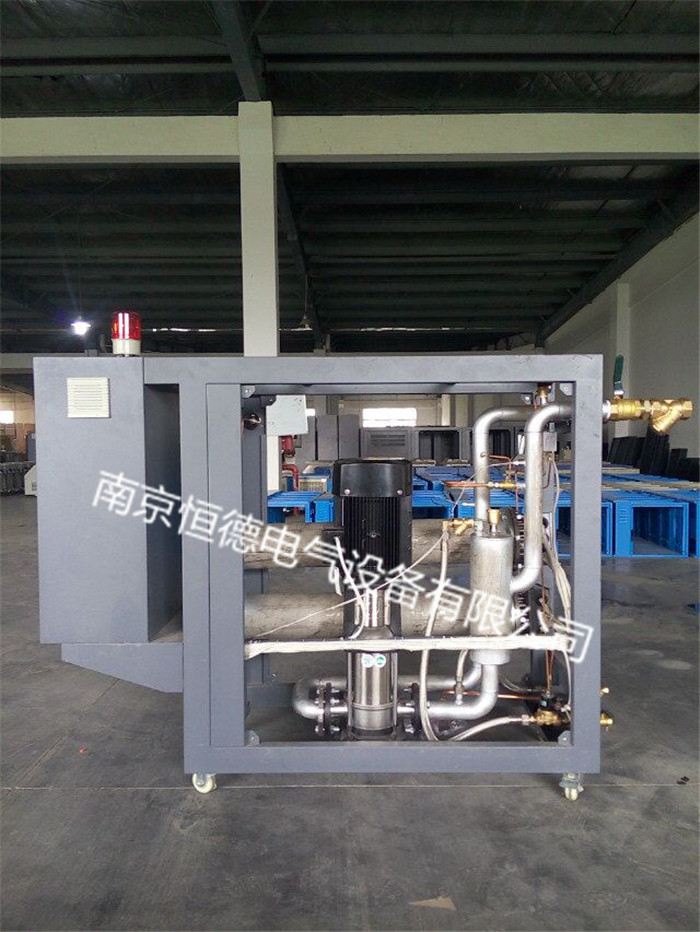 四機(jī)一體模溫機(jī)