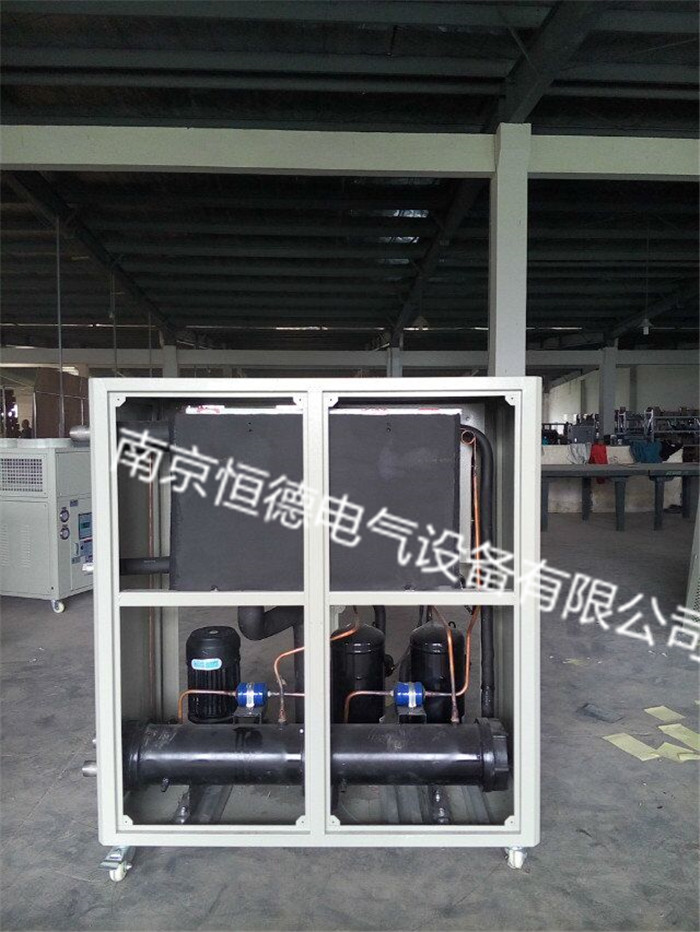 水冷與風(fēng)冷型冷水機的優(yōu)缺點是什么？