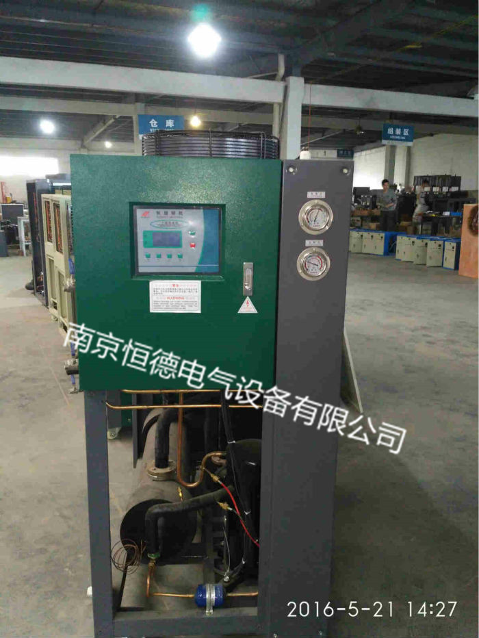 冷水機工作原理