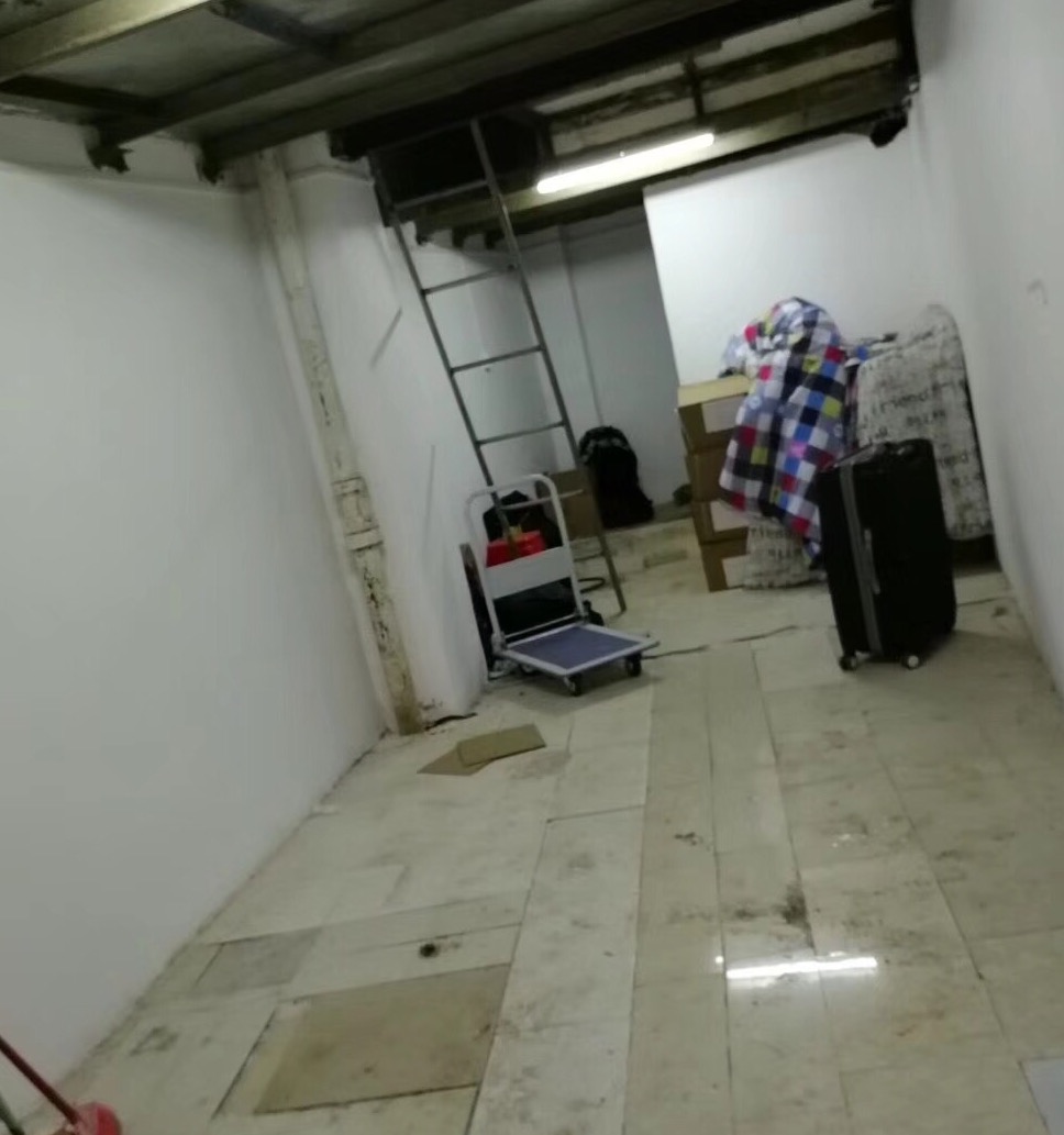 深圳哪里可以寄存衣服床上用品之類的？