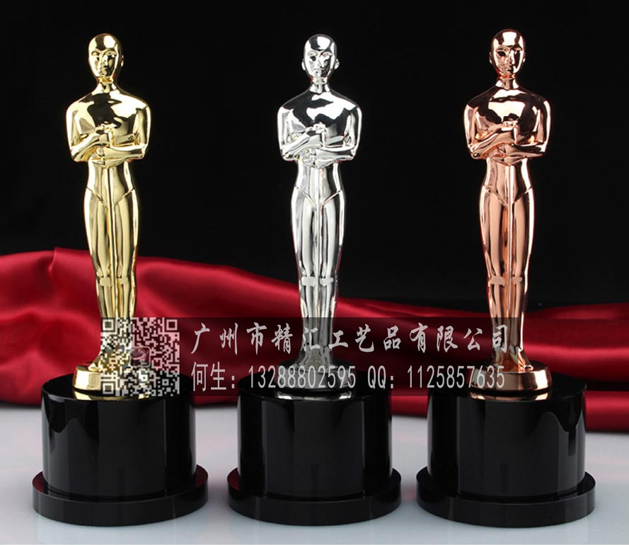 廣州水晶獎(jiǎng)杯廠家，廣州水晶獎(jiǎng)杯定做，廣州企業(yè)優(yōu)秀員工獎(jiǎng)杯定做