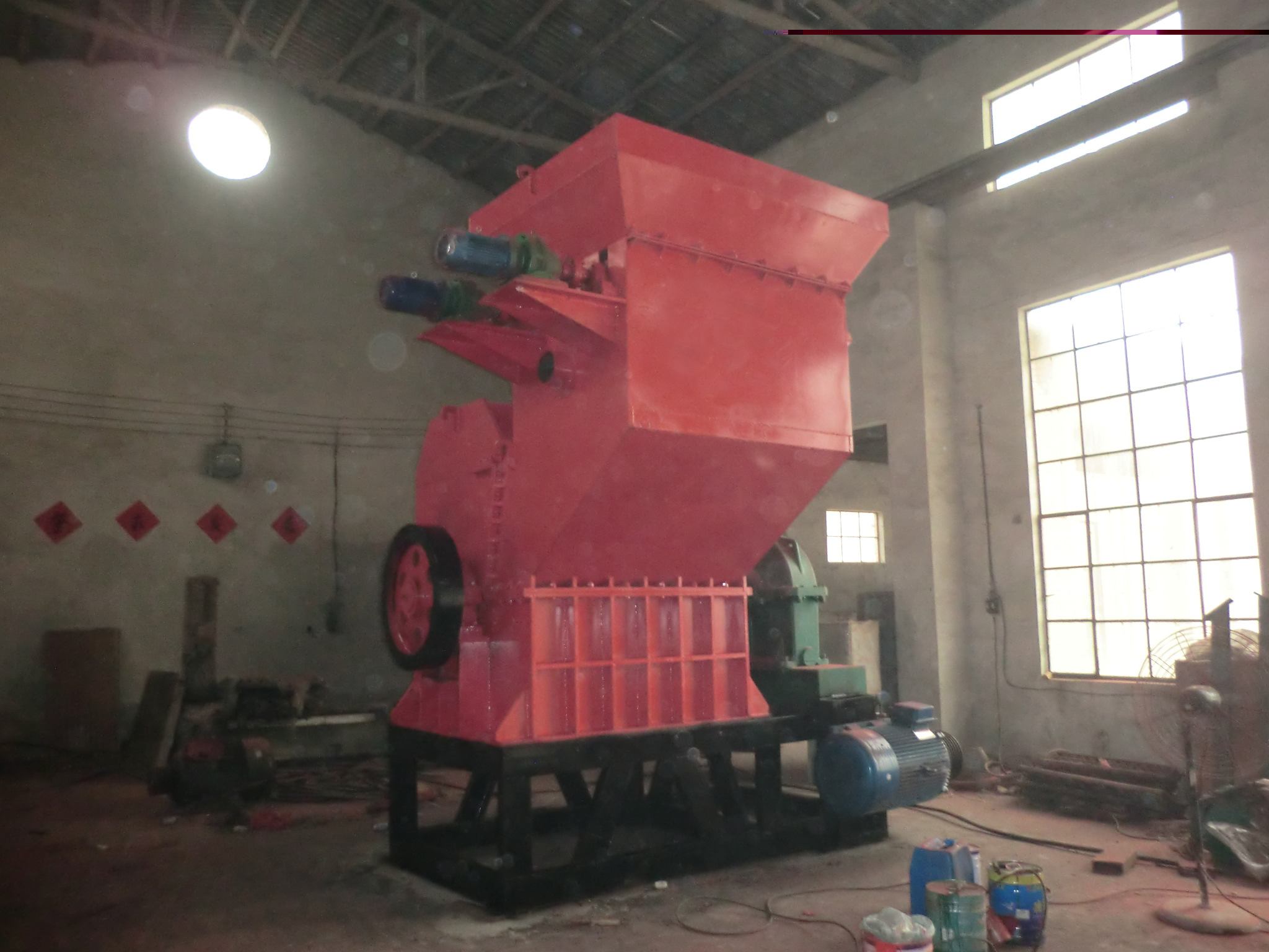 易拉罐廢鋼粉碎機(jī)市場(chǎng)報(bào)價(jià)