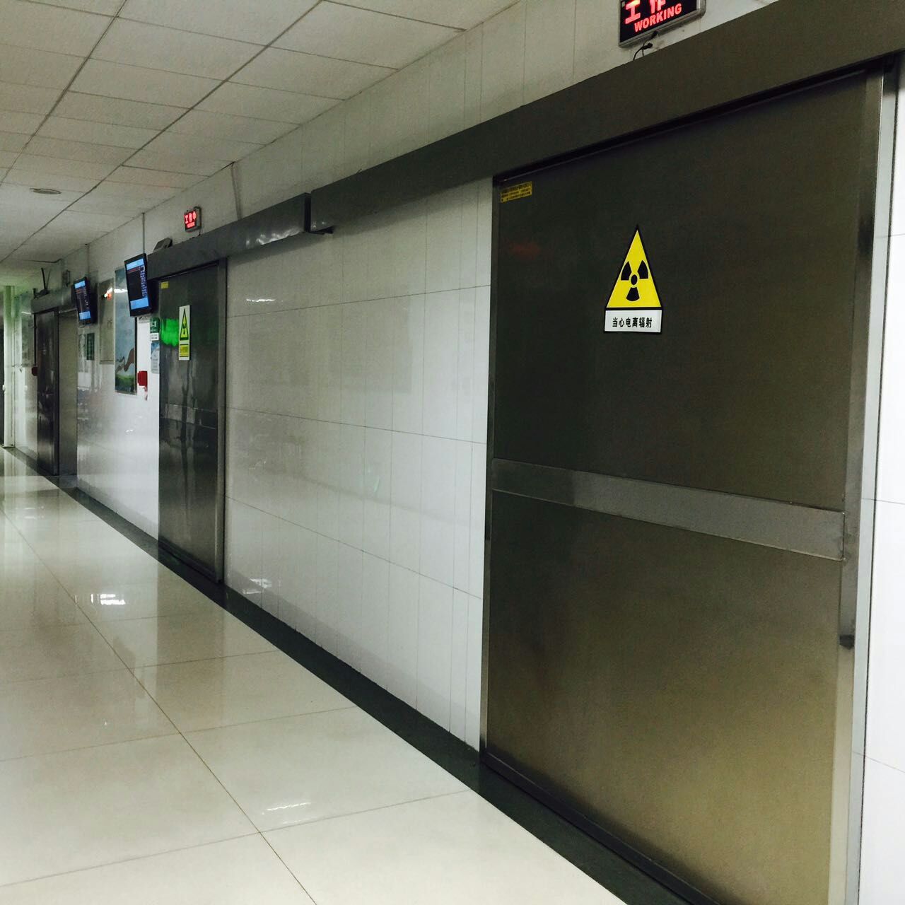 英德電動(dòng)鉛門厚度是多少