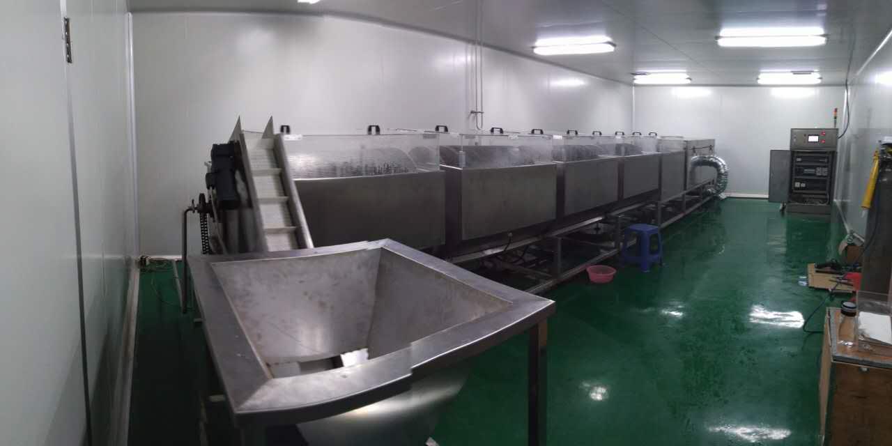 螺旋式全自動(dòng)鋁蓋膠塞清洗烘干線、大產(chǎn)量鋁蓋清洗機(jī)