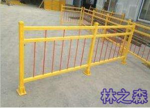 玻璃鋼護(hù)欄批發(fā) 玻璃鋼防撞護(hù)欄交通安全護(hù)欄