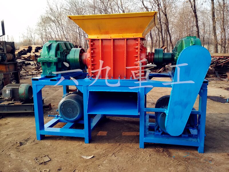 供應(yīng)  武安市  廢鐵彩鋼瓦油桶雙軸破碎機(jī) 錘式破碎機(jī)
