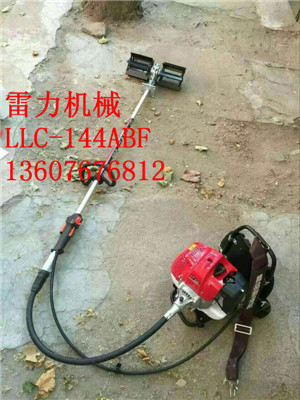 農(nóng)用背負(fù)式鋤草機(jī)適合各種農(nóng)作物鋤草