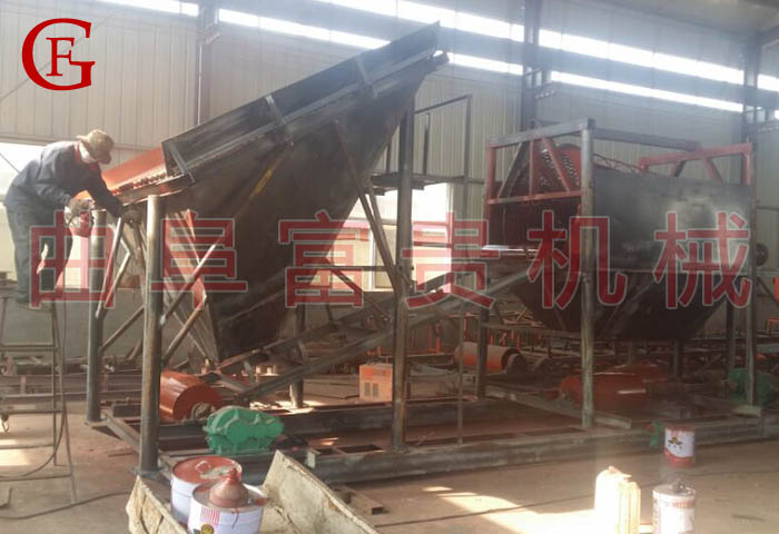德州行走式篩沙機(jī) 行走式篩沙機(jī)機(jī)械