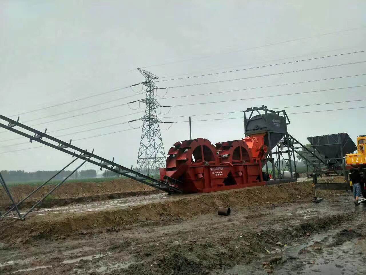 萊蕪鵝卵石制沙機(jī) 鵝卵石制沙機(jī)機(jī)械