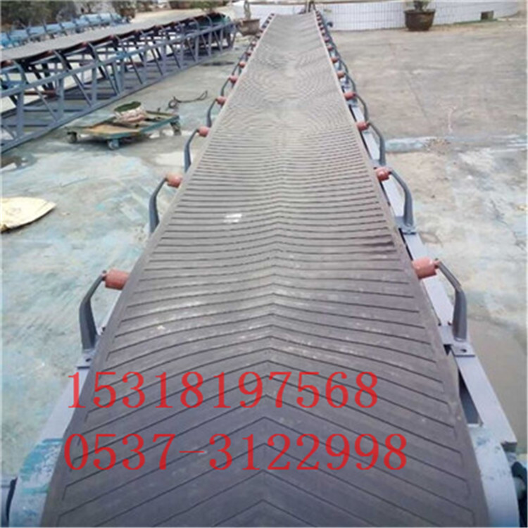 德陽爬坡移動式皮帶輸送機(jī)參數(shù)工廠定制
