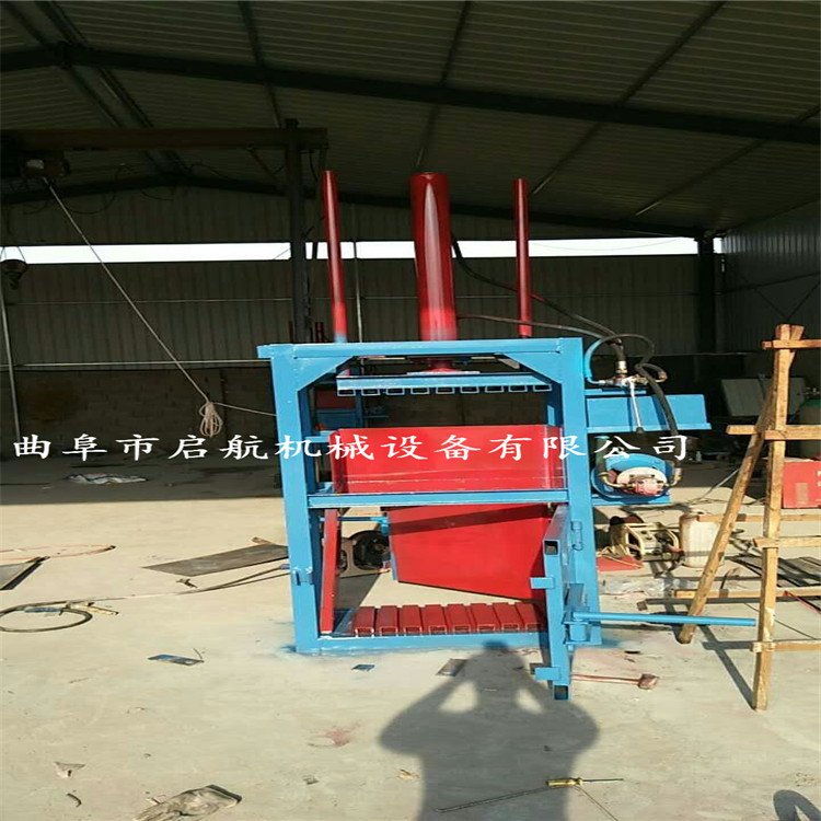 襄陽(yáng) 飼料打包機(jī) 壓縮機(jī)圖片