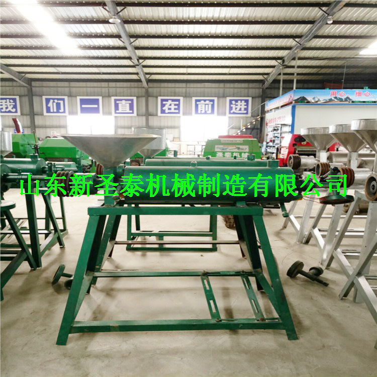 大同小型紅薯粉條機(jī)  今日商機(jī)紅薯粉條粉絲機(jī)價(jià)格