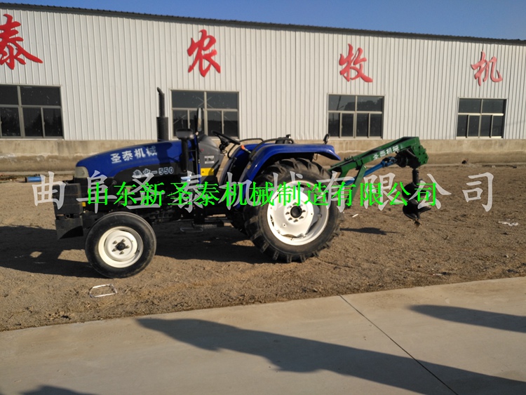 后置式挖坑機(jī)    電線桿挖坑機(jī)報(bào)價(jià)