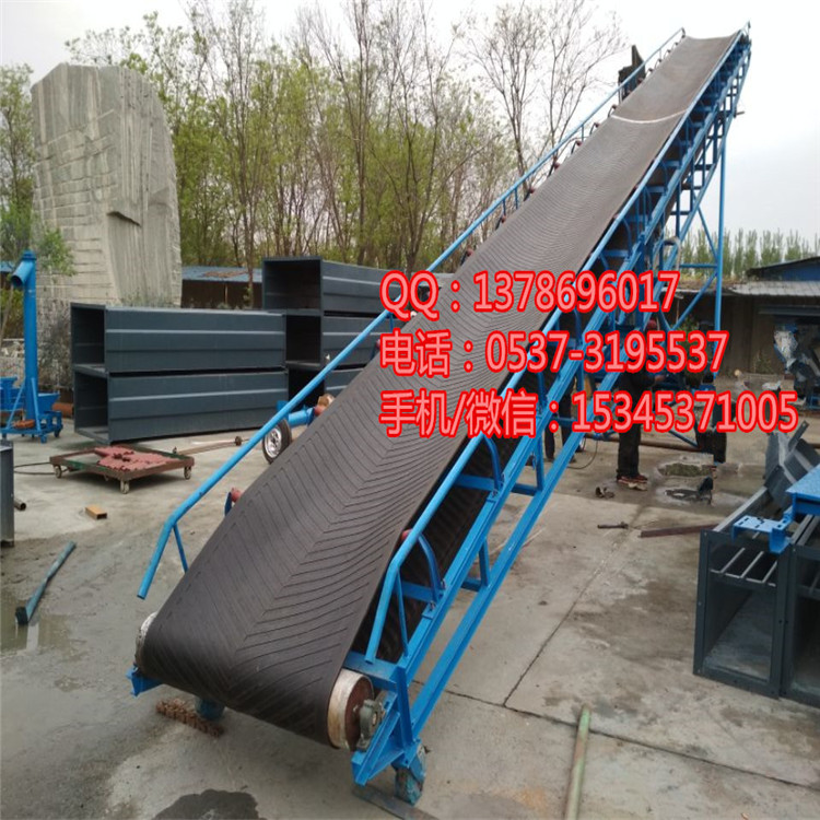 移動(dòng)式圓管四滾筒皮帶機(jī)報(bào)價(jià) 大型槽鋼輸送機(jī)定制