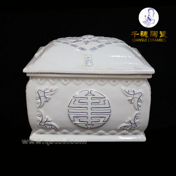 景德鎮(zhèn)高檔骨灰盒生產(chǎn)廠家 高檔骨灰盒批發(fā)數(shù)量 售價(jià)