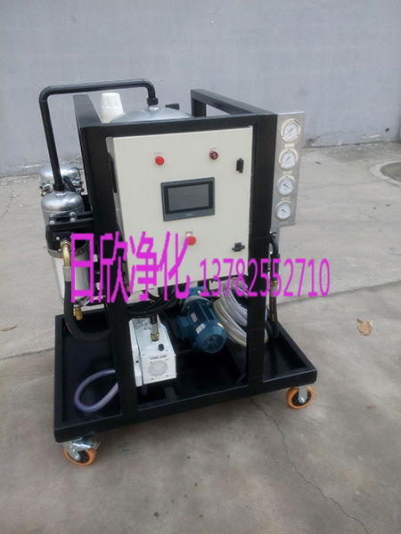 哈密濾油機(jī)ZLYC-200wvS潤(rùn)滑油高級(jí)真空濾油車(chē)廠家