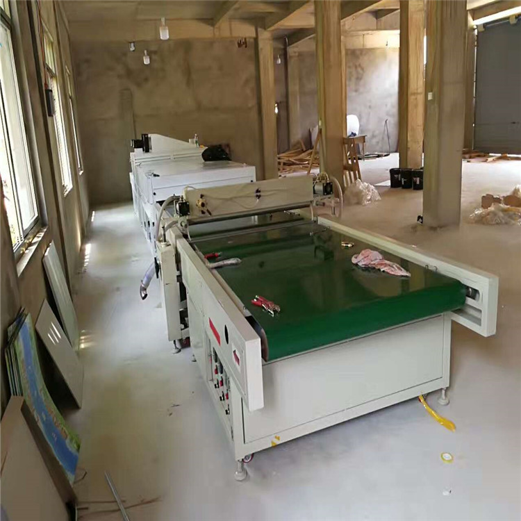 陜西瓷磚背景墻uv淋涂機背景墻uv光油淋涂機