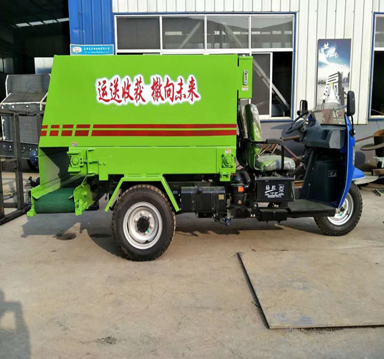 三輪3立方柴油撒料車遼寧牧場撒料車 供應(yīng)遼寧