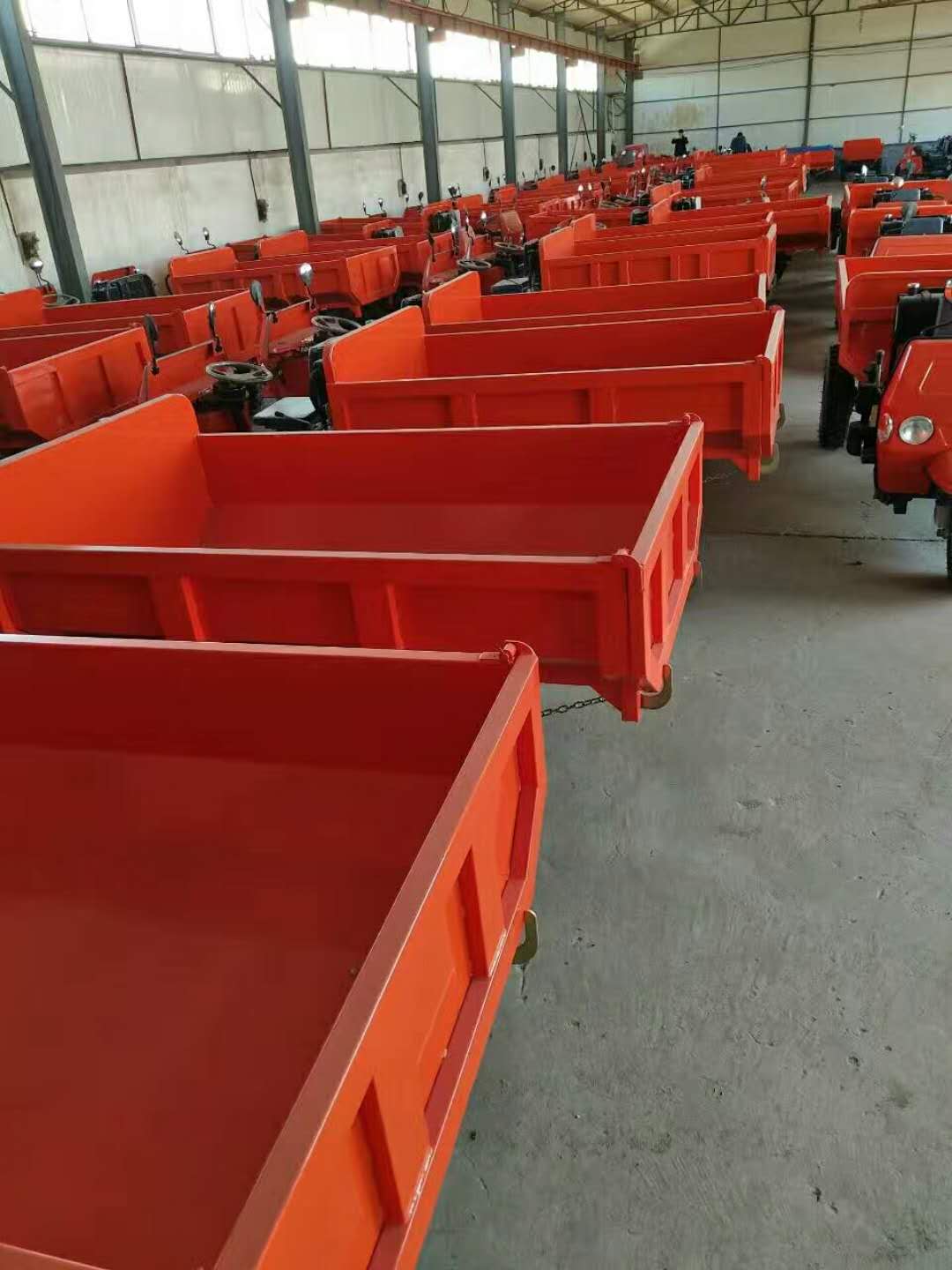 上海電動建筑自卸三輪車工地電動三輪車工程運輸三輪車