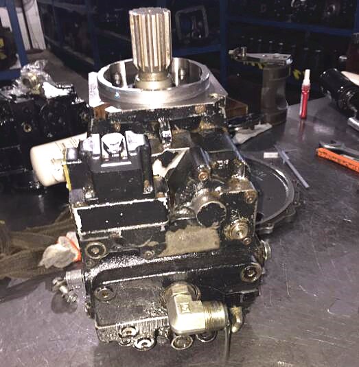 維修薩奧液壓泵PV90R100  上海專(zhuān)業(yè)柱塞泵維修