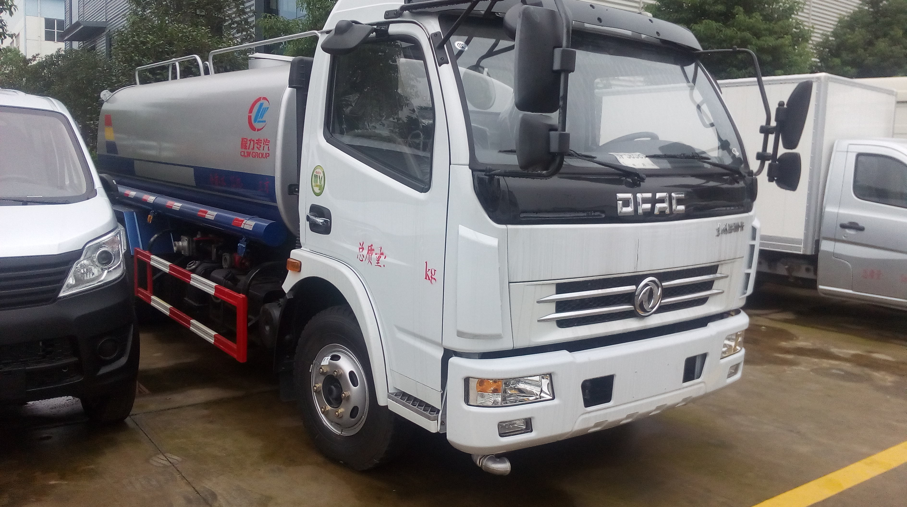 8方灑水車(chē)有哪些 8方灑水車(chē)多少錢(qián)