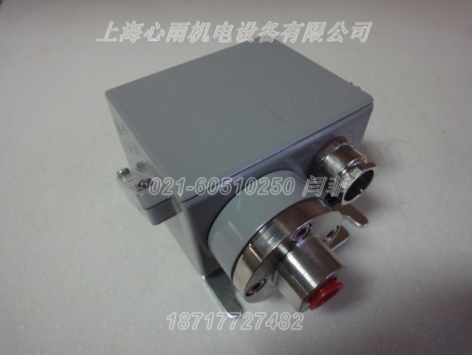 MBS 4510, 帶平膜片并且零點和量程可調的壓力變送器