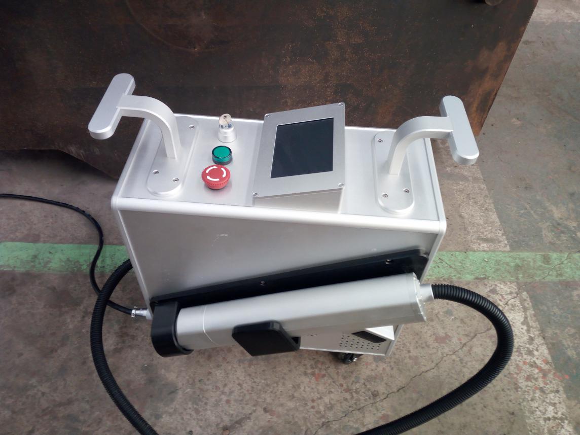 移動式激光清洗機(jī)