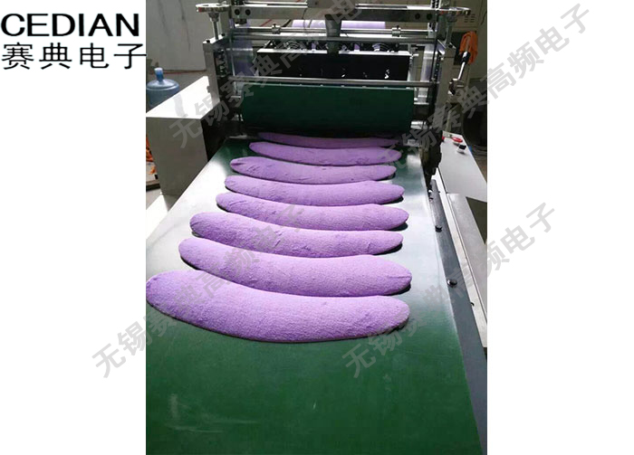 廠家直銷超聲波馬桶坐墊貼一次成型機,壓邊切邊熱合設(shè)備