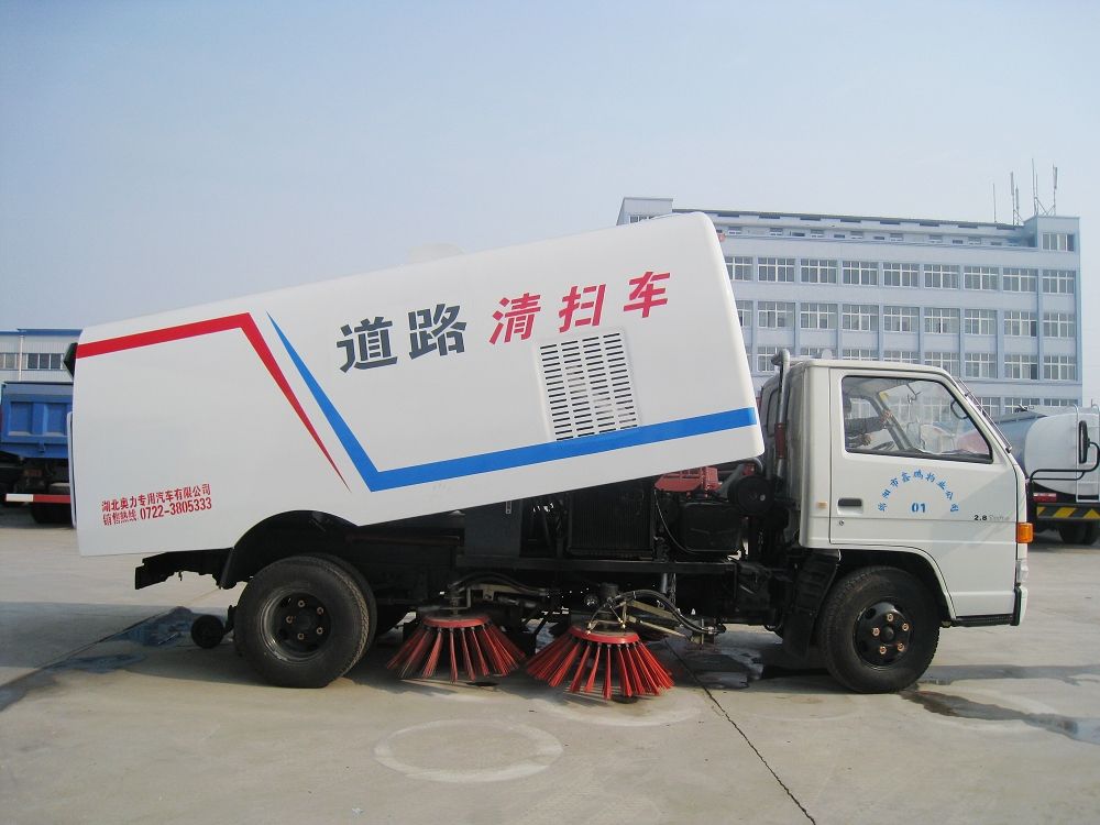 二手道路清掃車報(bào)價(jià)是多少