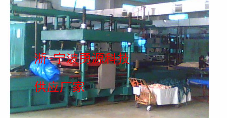 新沂大功率充氣水床焊接機(jī)