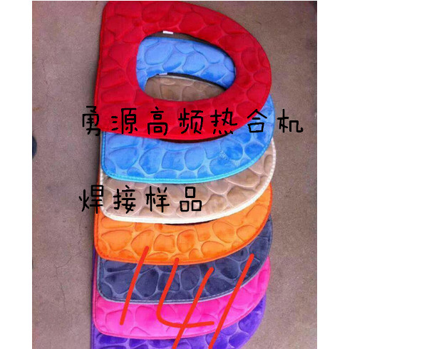 江蘇PVC快速卷簾門焊接機(jī)價(jià)格多少