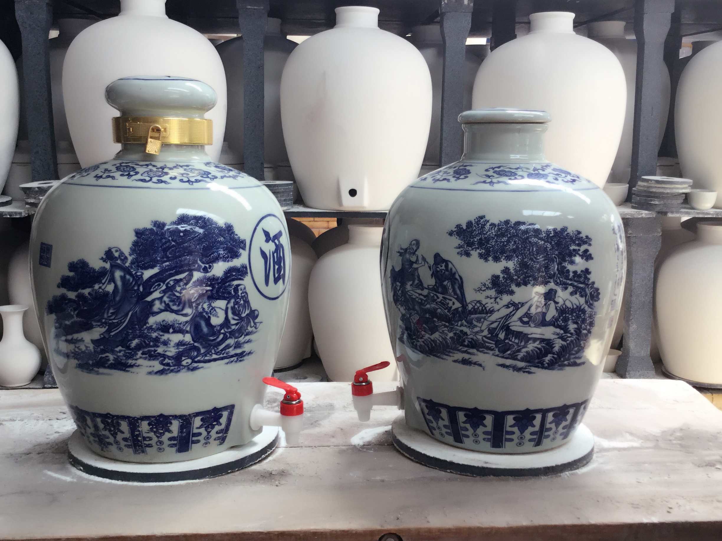 景德鎮(zhèn)50斤酒壇 陶瓷酒壇訂做