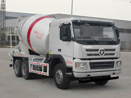 最新大運(yùn)牌CGC5250GJBN5XCB型混凝土攪拌運(yùn)輸車