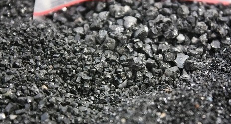 洛陽黑金剛砂除銹磨料廠歡迎您