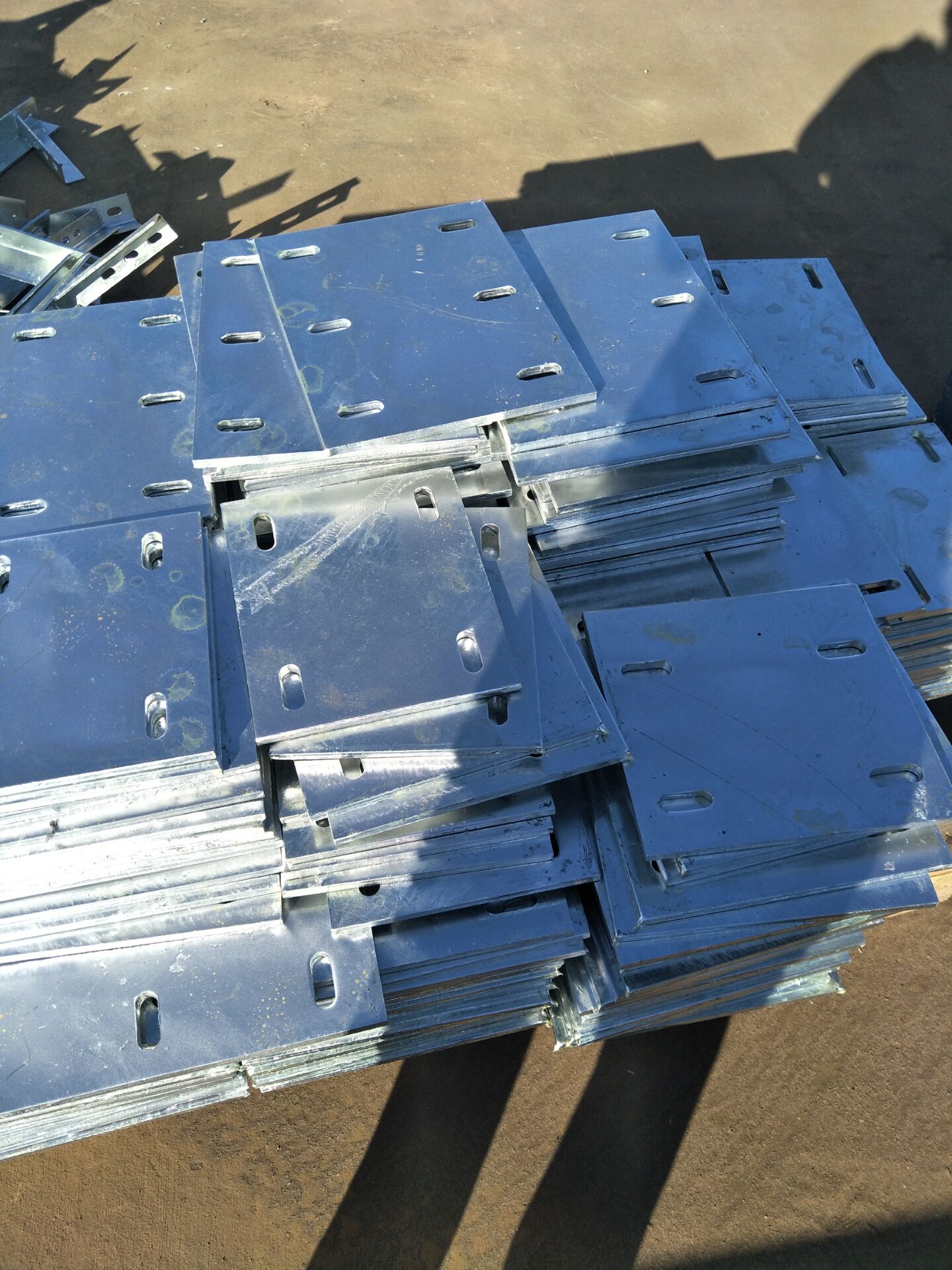 廠家直銷 熱鍍鋅U型螺栓 高鐵預(yù)埋件