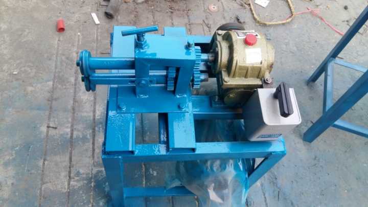 重慶江北區(qū)魚嘴鎮(zhèn)銷售鐵皮保溫壓邊機(jī) 電動(dòng)卷圓機(jī) 小型壓鼓機(jī) 椎體卷板機(jī)新價(jià)格