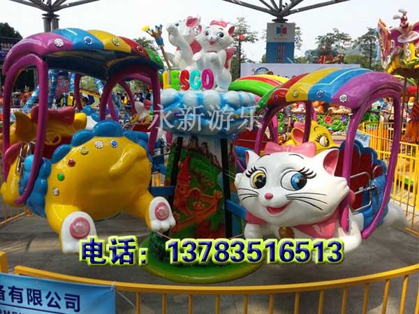 招財(cái)貓深受兒童的追捧永新游樂廣場兒童游樂設(shè)備