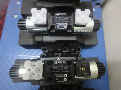 誠信 Duplomatic電磁換向閥DS3-S1/11N-D00 24VDC