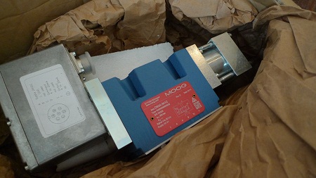 MOOG D631-3605A  情系客戶 通達(dá)天下 灼華為您購(gòu)