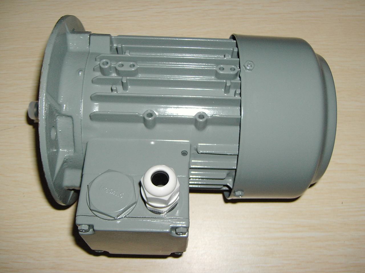 MEZ電機K10A6-00?80V/1000，相信灼華，走成功之路