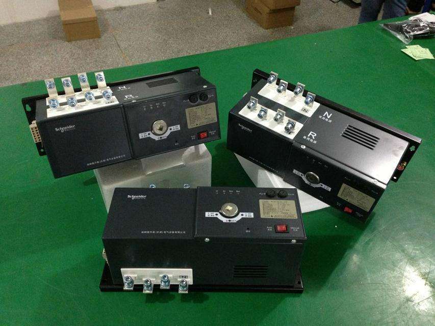 施耐德雙電源 WATSNA-100/32自動轉(zhuǎn)換開關(guān)