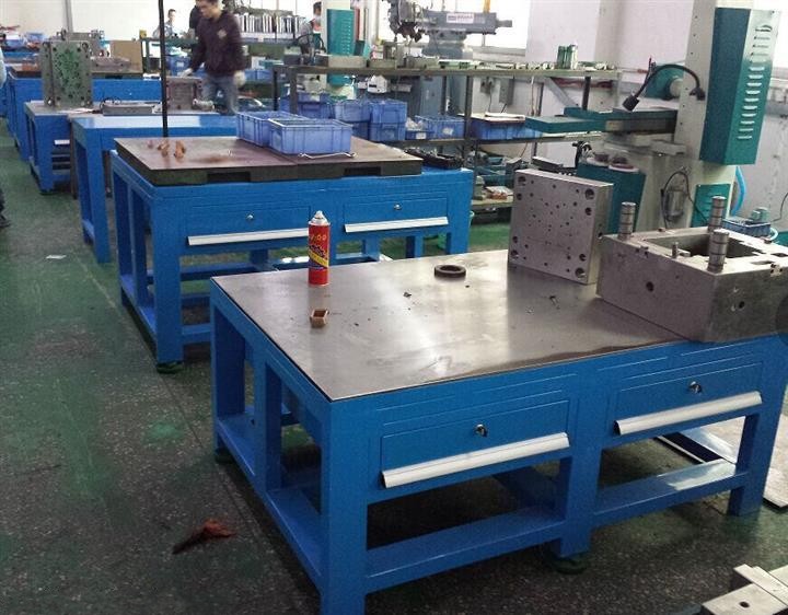 沙井模具工作臺(tái) 定制模具加工廠鑄鐵工作臺(tái)