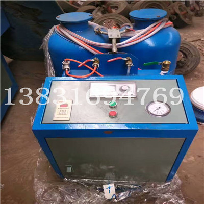 上杭縣太陽能保溫聚氨酯發(fā)泡機(jī)現(xiàn)場澆注發(fā)泡機(jī)