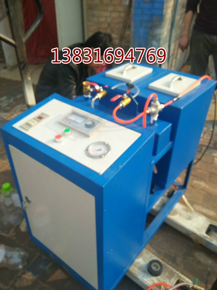 云霄縣109低壓小型聚氨酯發(fā)泡機(jī) 噴涂機(jī)