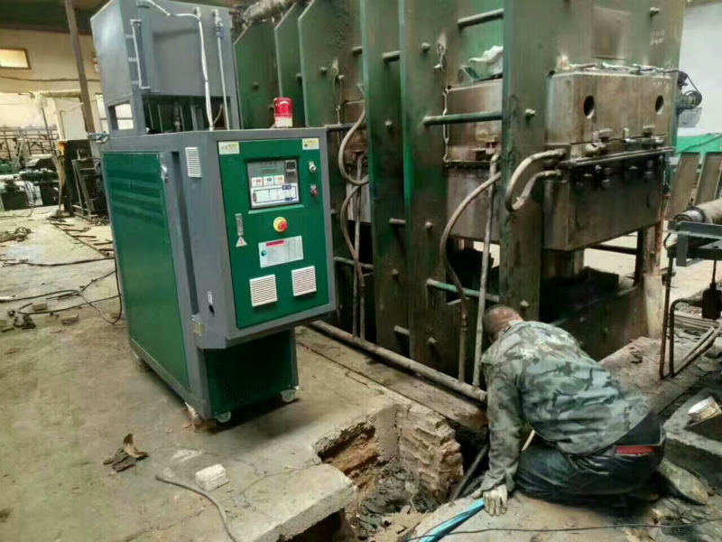 大型水式模溫機(jī)