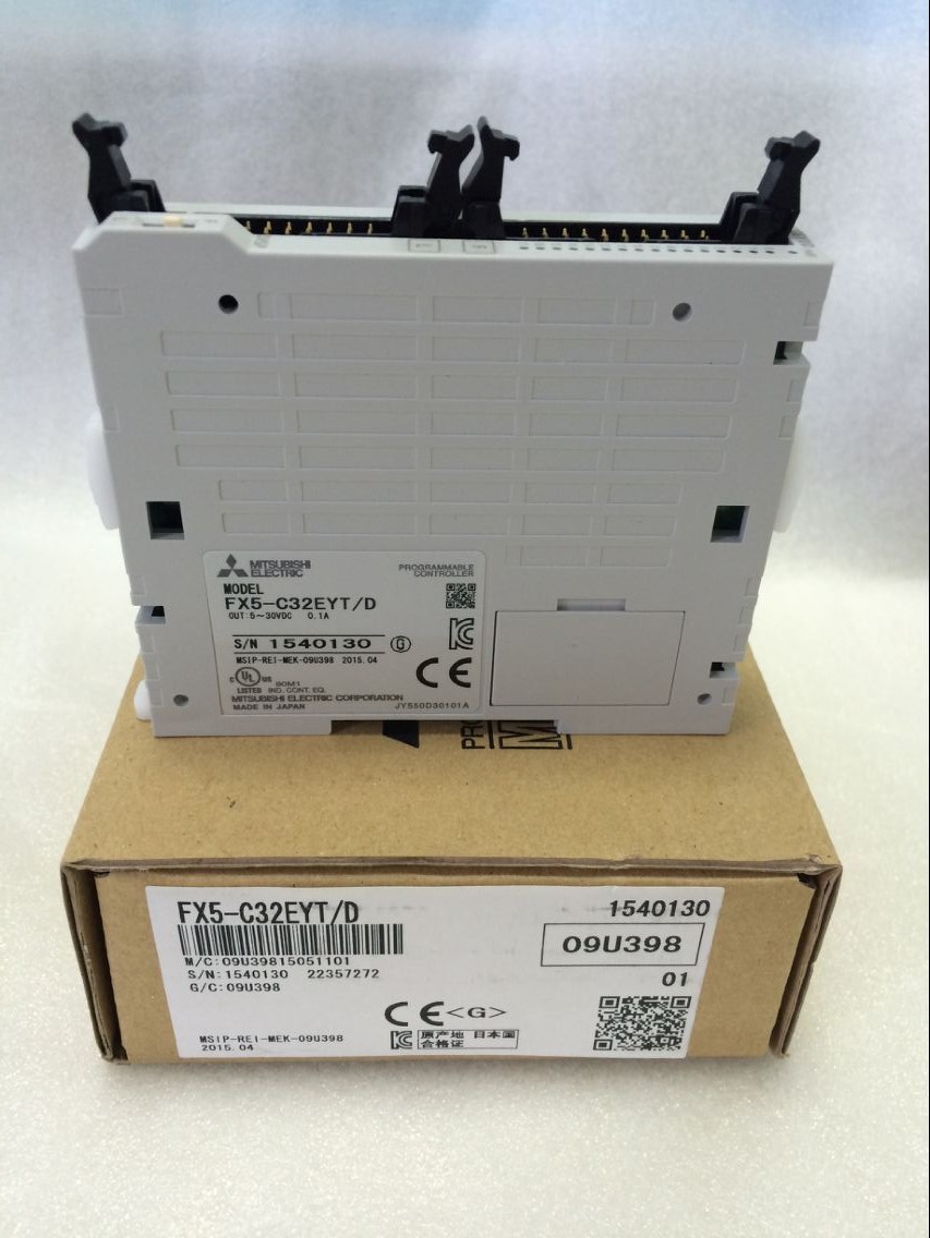 三菱FX5系列 輸出模塊FX5-C32EYT/D