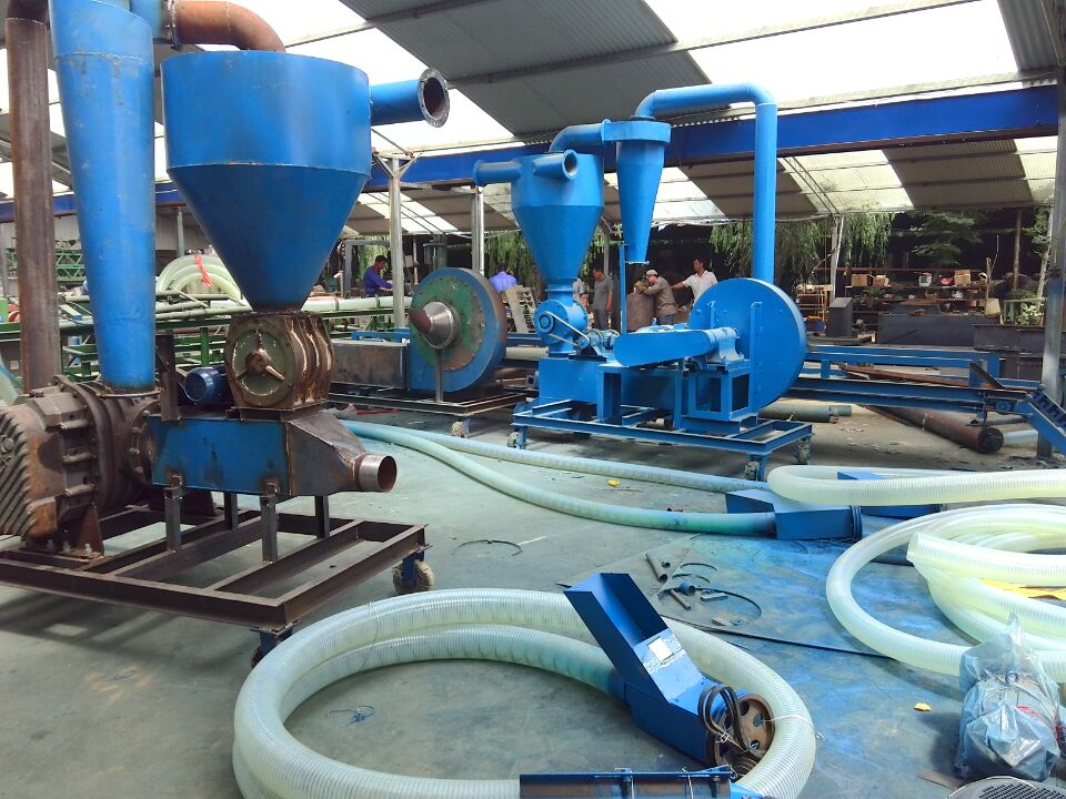 武川縣玉米小麥顆粒物料氣力輸送機移動式吸糧機