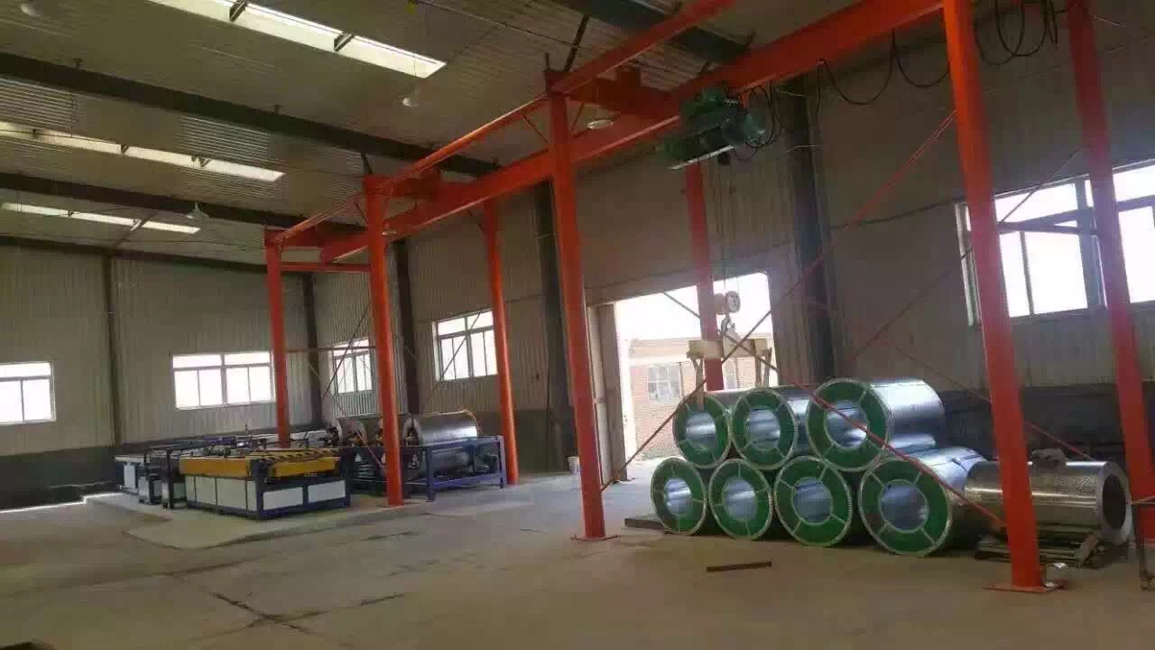 盤錦多功能咬口機VS盤錦彎頭咬口機生產(chǎn)廠家