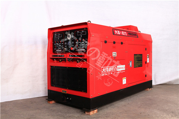 400A車載式發(fā)電電焊一體機(jī)價(jià)格